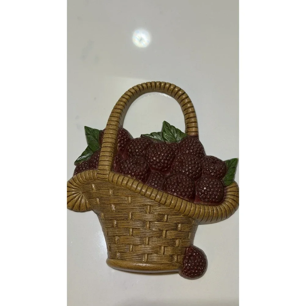 Vintage Burwood Products Country Farmhouse Berry Basket Wall Art Plaques 1985